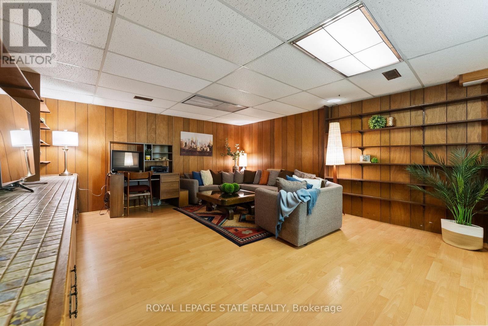 Photo 29 of 104 Berkindale Drive, Hamilton ON