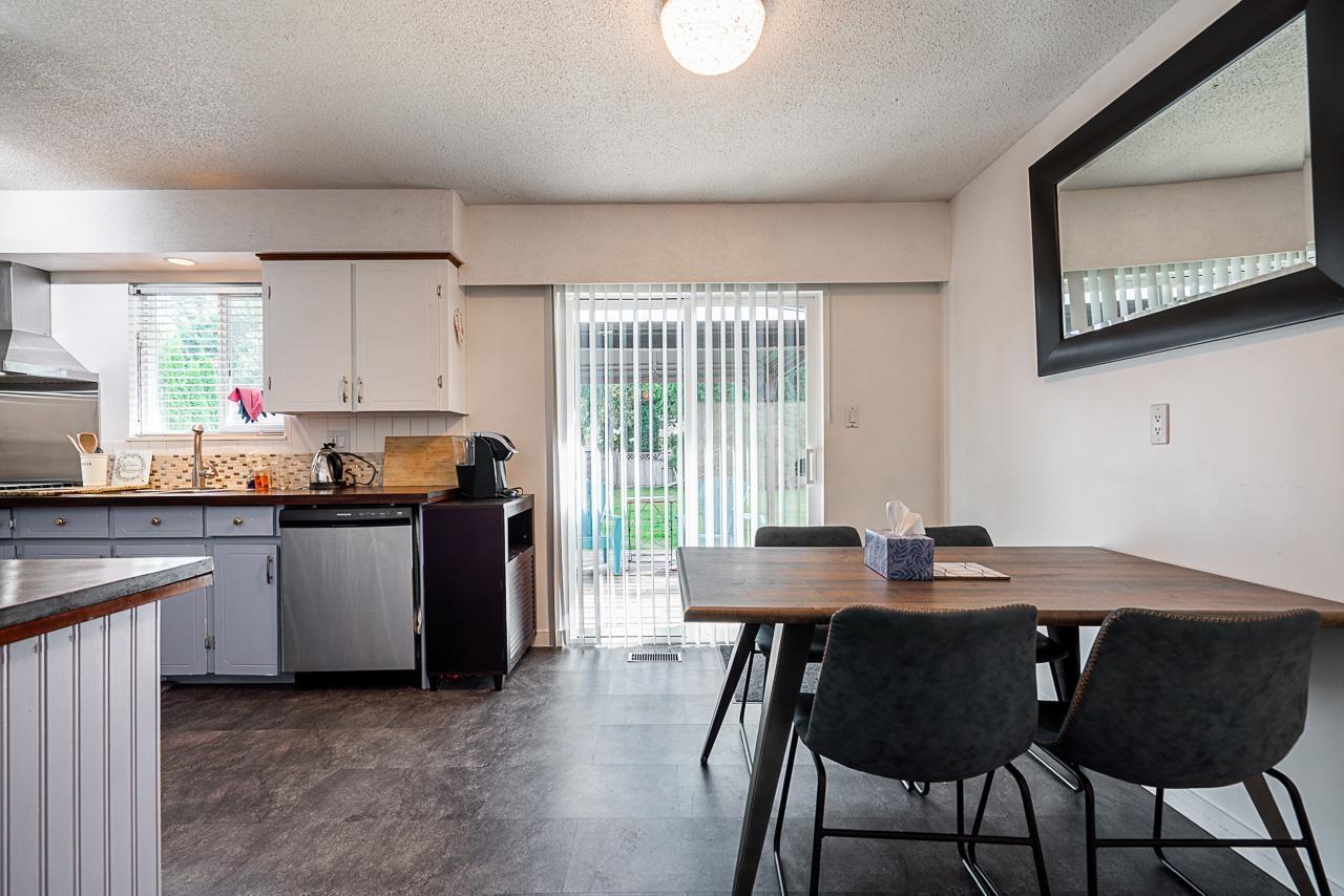 Photo 11 of 19892 36 Avenue, Langley BC