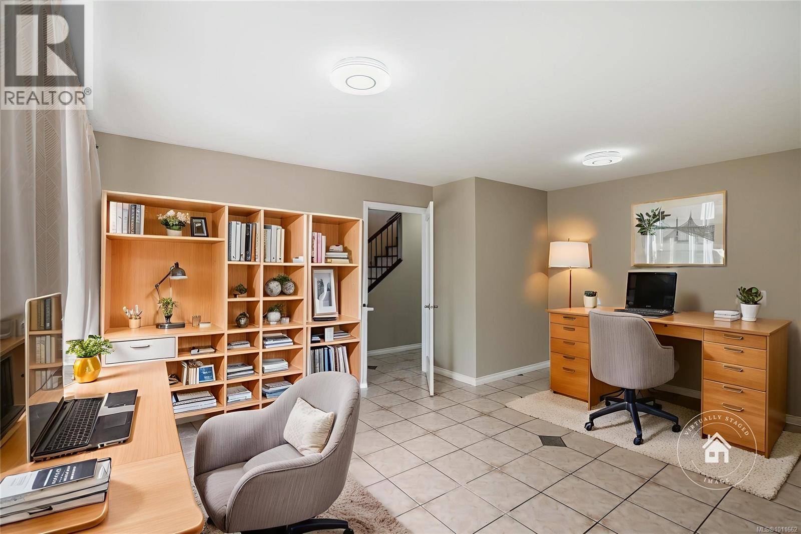 Photo 5 of 5217 Cougar Trail Rd, Nanaimo BC