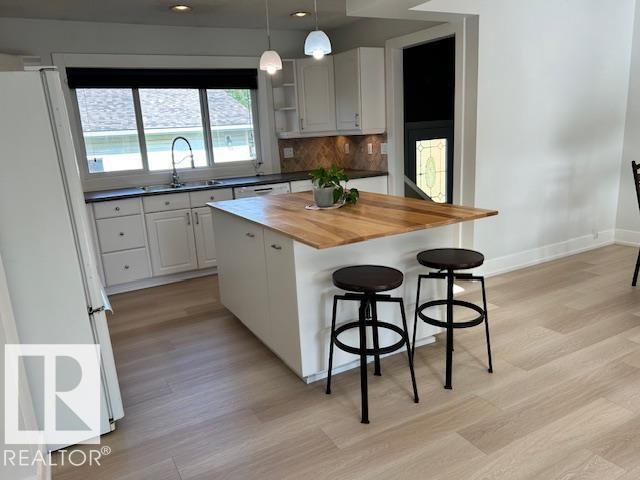 Photo 12 of 2 Meadowbrook Rd, Sherwood Park AB