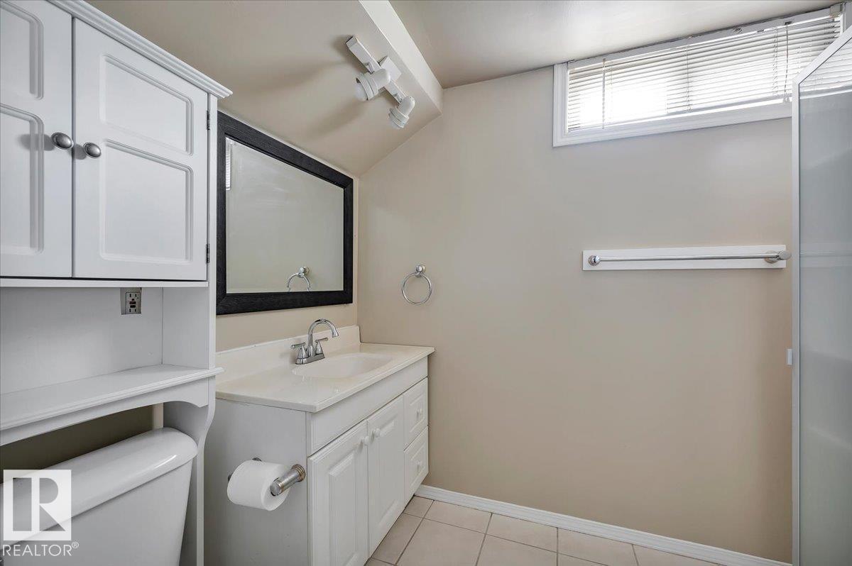 Photo 31 of 2 Meadowbrook Rd, Sherwood Park AB