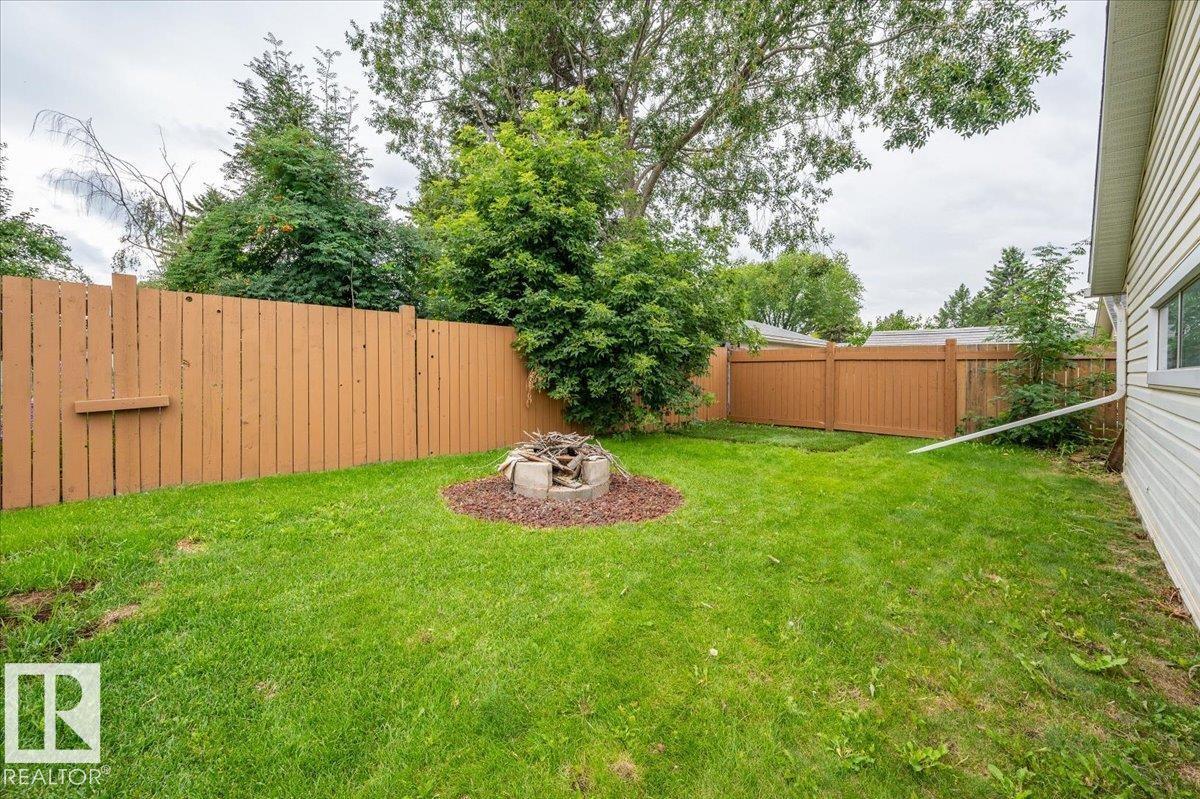 Photo 35 of 2 Meadowbrook Rd, Sherwood Park AB