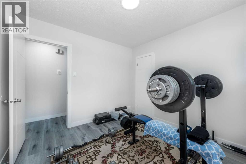 Single Family House Bungalow for Sale in   Street SE Southview Calgary 