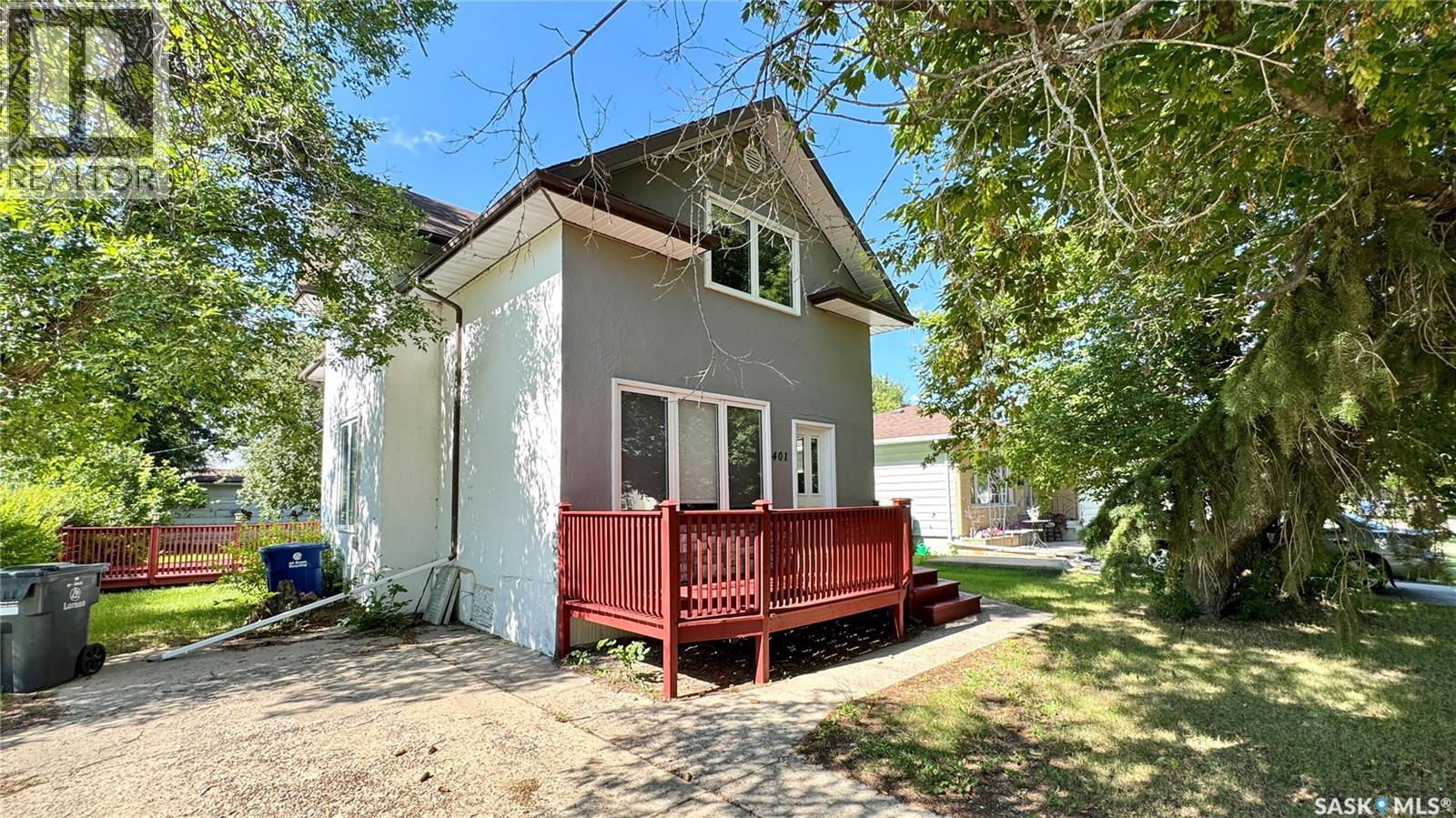 Photo 46 of 401 Garfield Street, Davidson SK