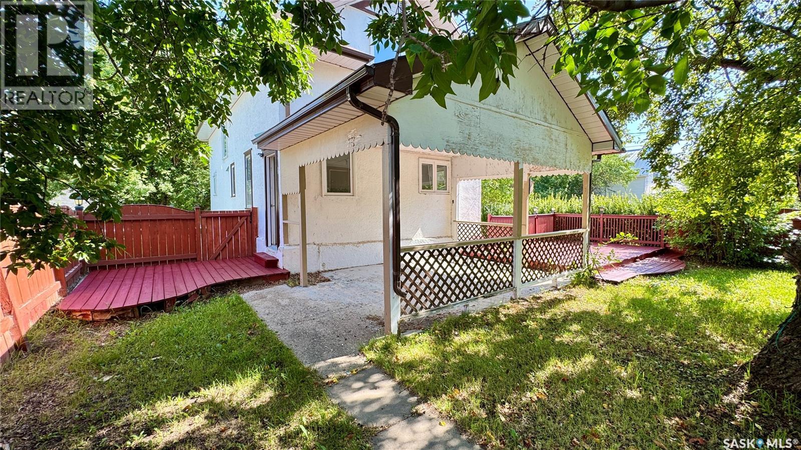Photo 31 of 401 Garfield Street, Davidson SK