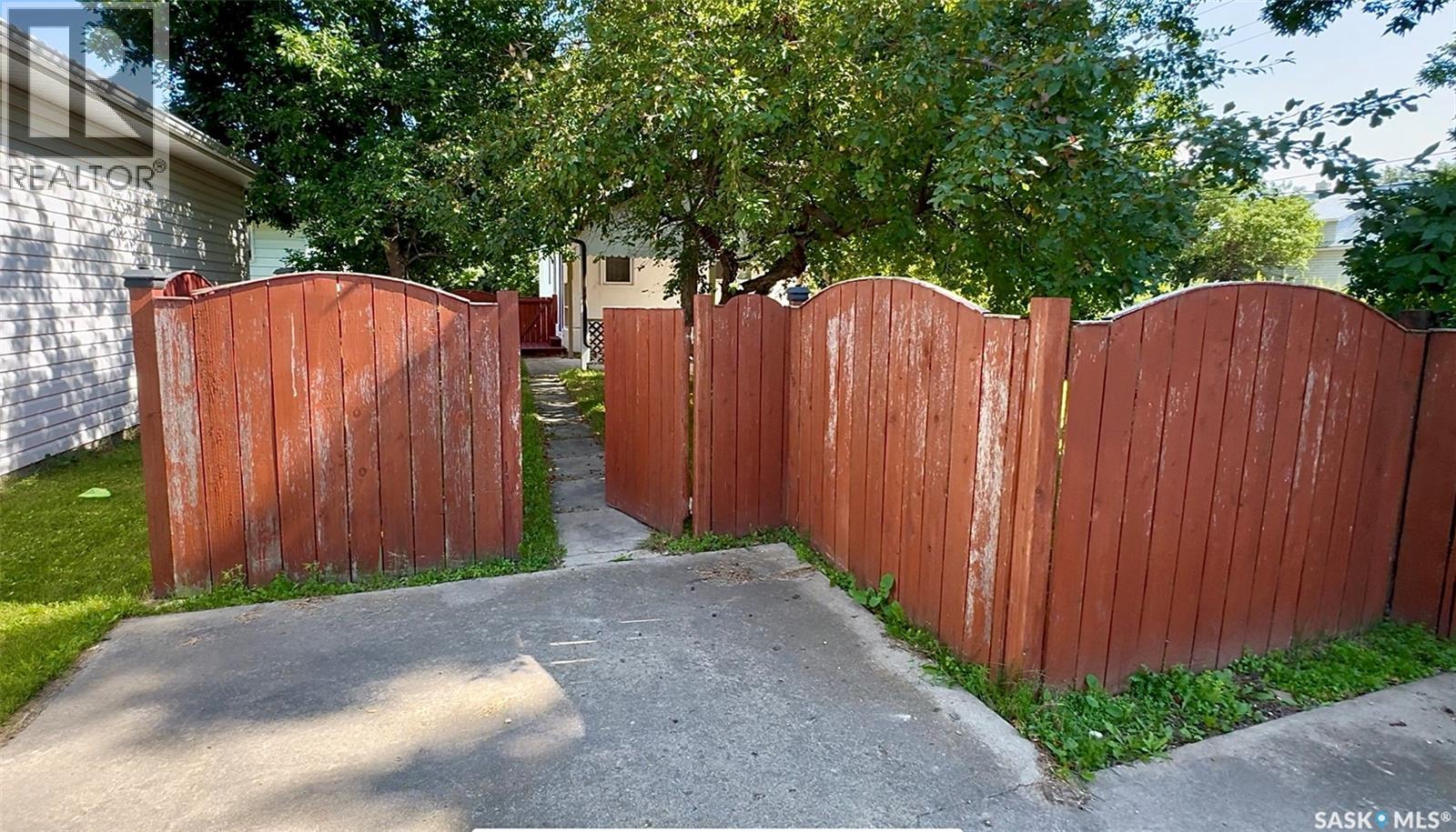 Photo 26 of 401 Garfield Street, Davidson SK