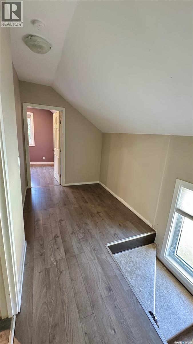 Photo 15 of 401 Garfield Street, Davidson SK