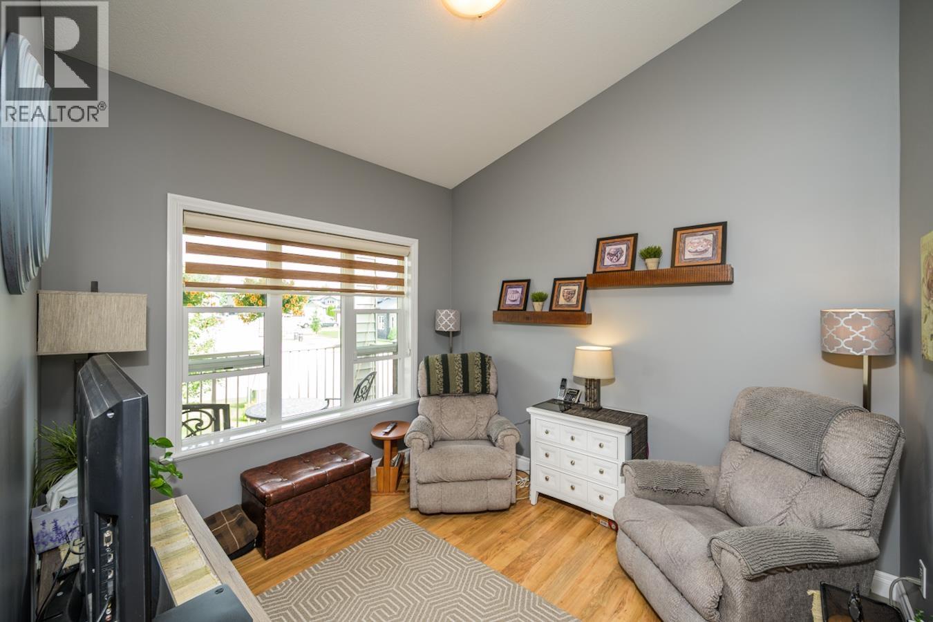 Photo 11 of 8574 St Lawrence Avenue, Prince George BC
