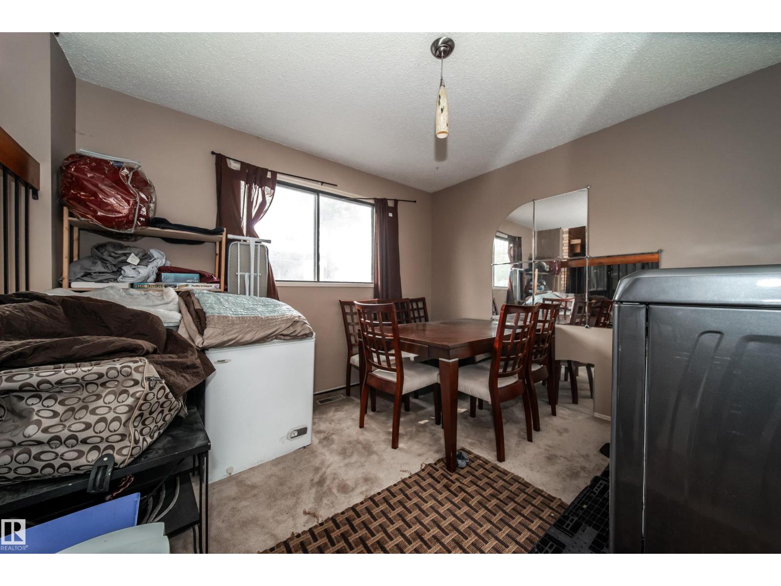 Photo 7 of 18111 76 Av Nw, Edmonton AB