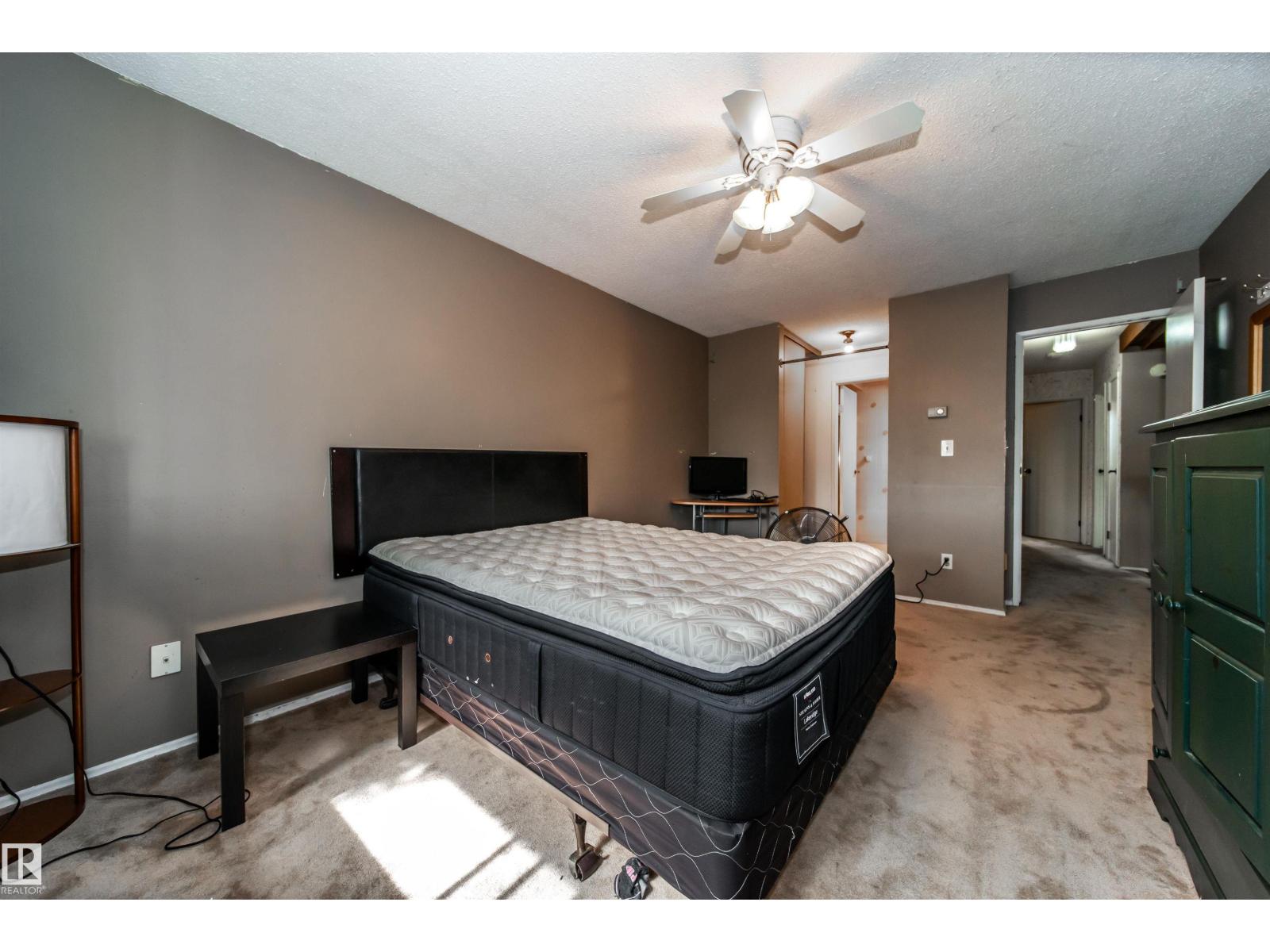 Photo 18 of 18111 76 Av Nw, Edmonton AB