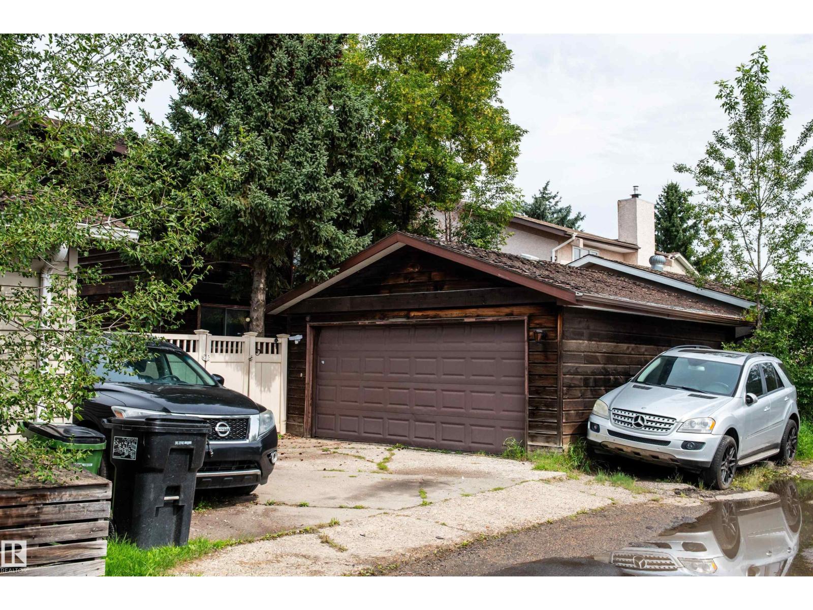 Photo 44 of 18111 76 Av Nw, Edmonton AB