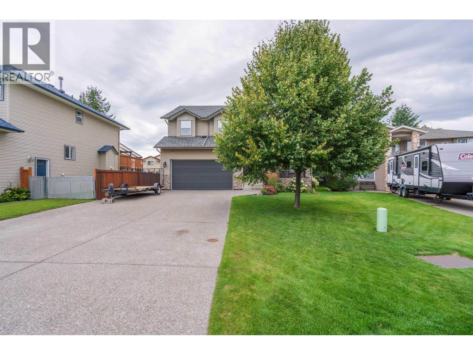 Photo 3 of 4744 Strom Place, Prince George BC