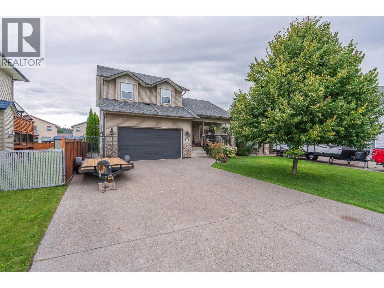 Photo 2 of 4744 Strom Place, Prince George BC