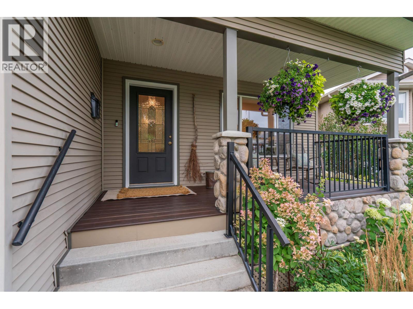 Photo 5 of 4744 Strom Place, Prince George BC
