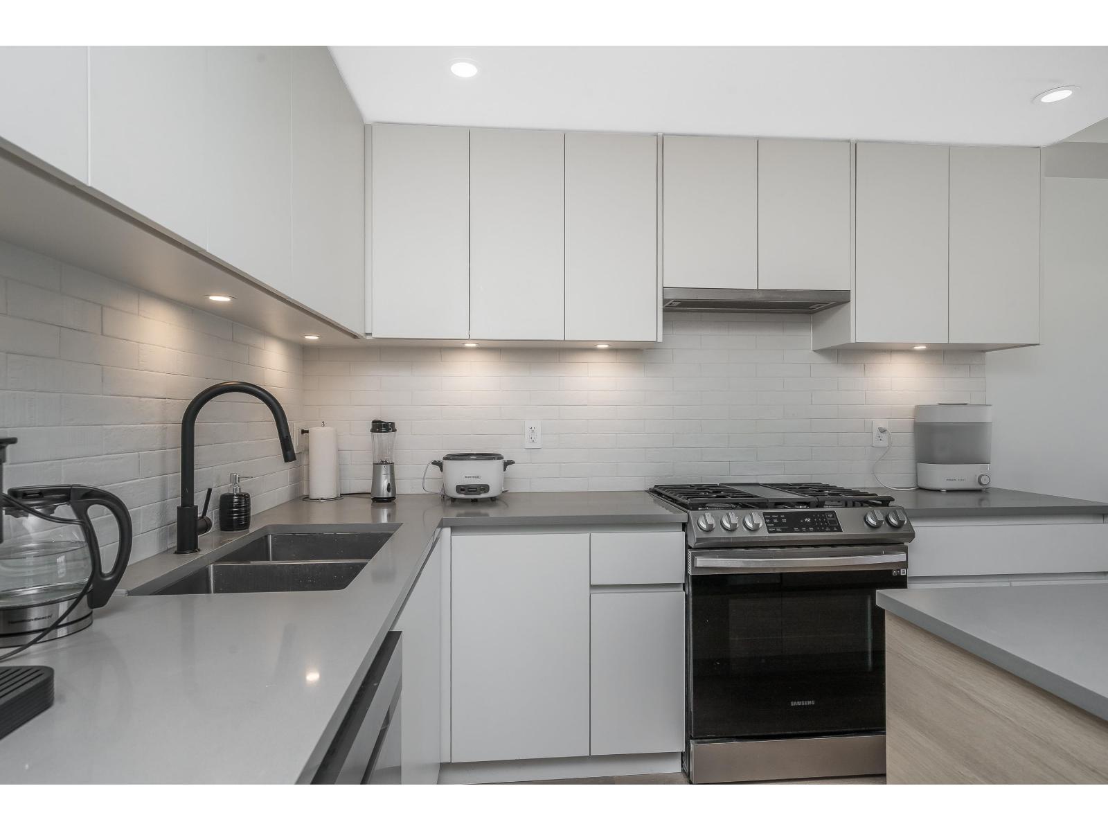 Photo 16 of 206 8496 120 Street, Surrey BC