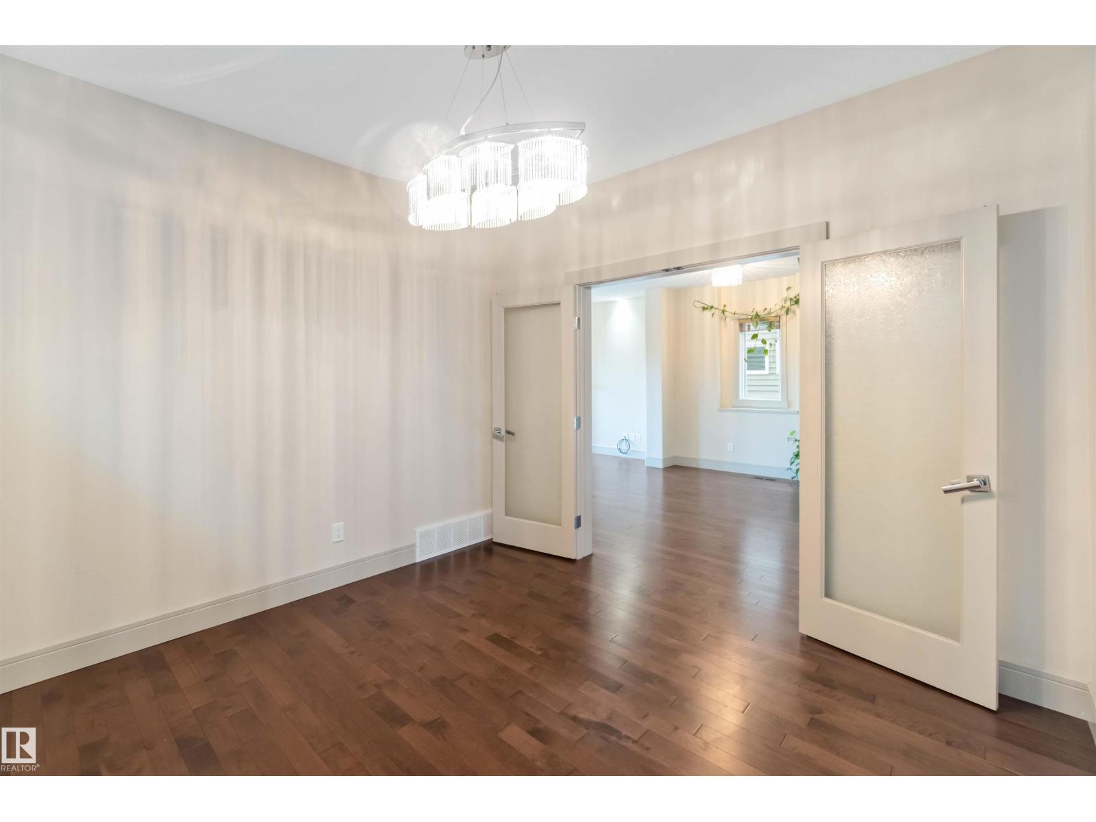Photo 44 of 3434 Parker Loop Sw, Edmonton AB