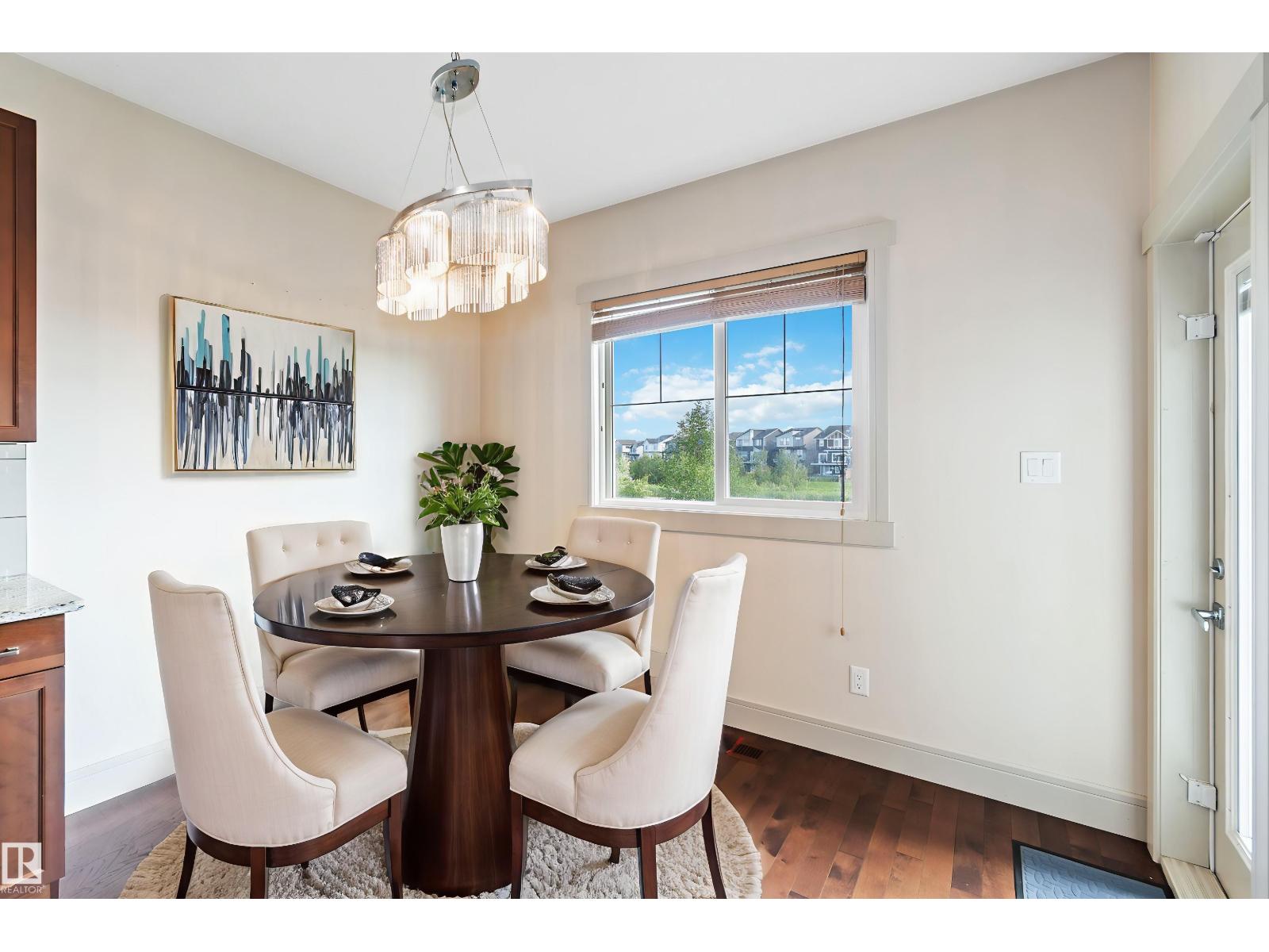 Photo 3 of 3434 Parker Loop Sw, Edmonton AB