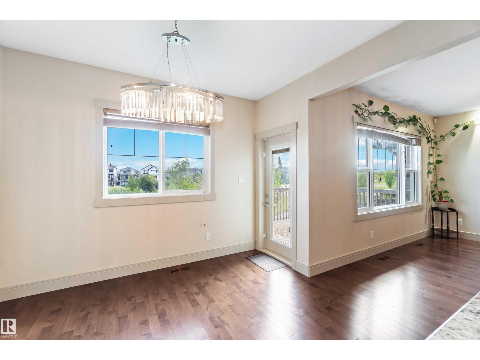 Photo 7 of 3434 Parker Loop Sw, Edmonton AB