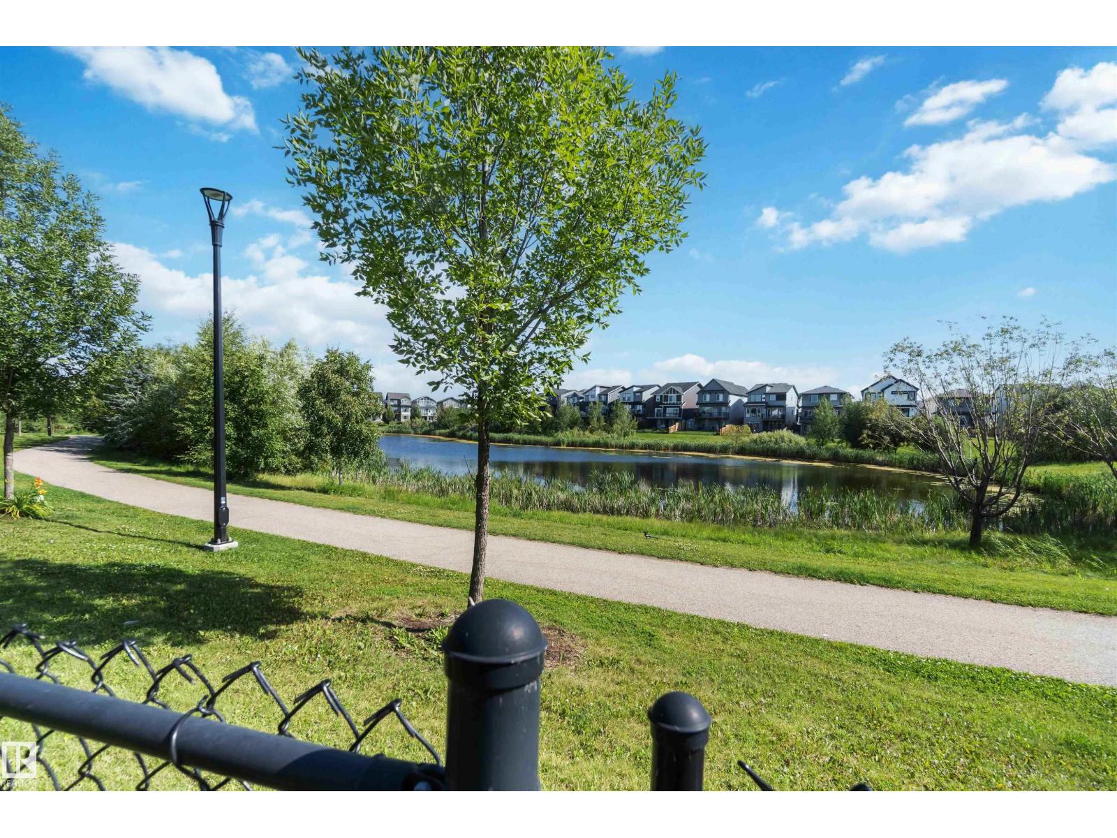 Photo 16 of 3434 Parker Loop Sw, Edmonton AB