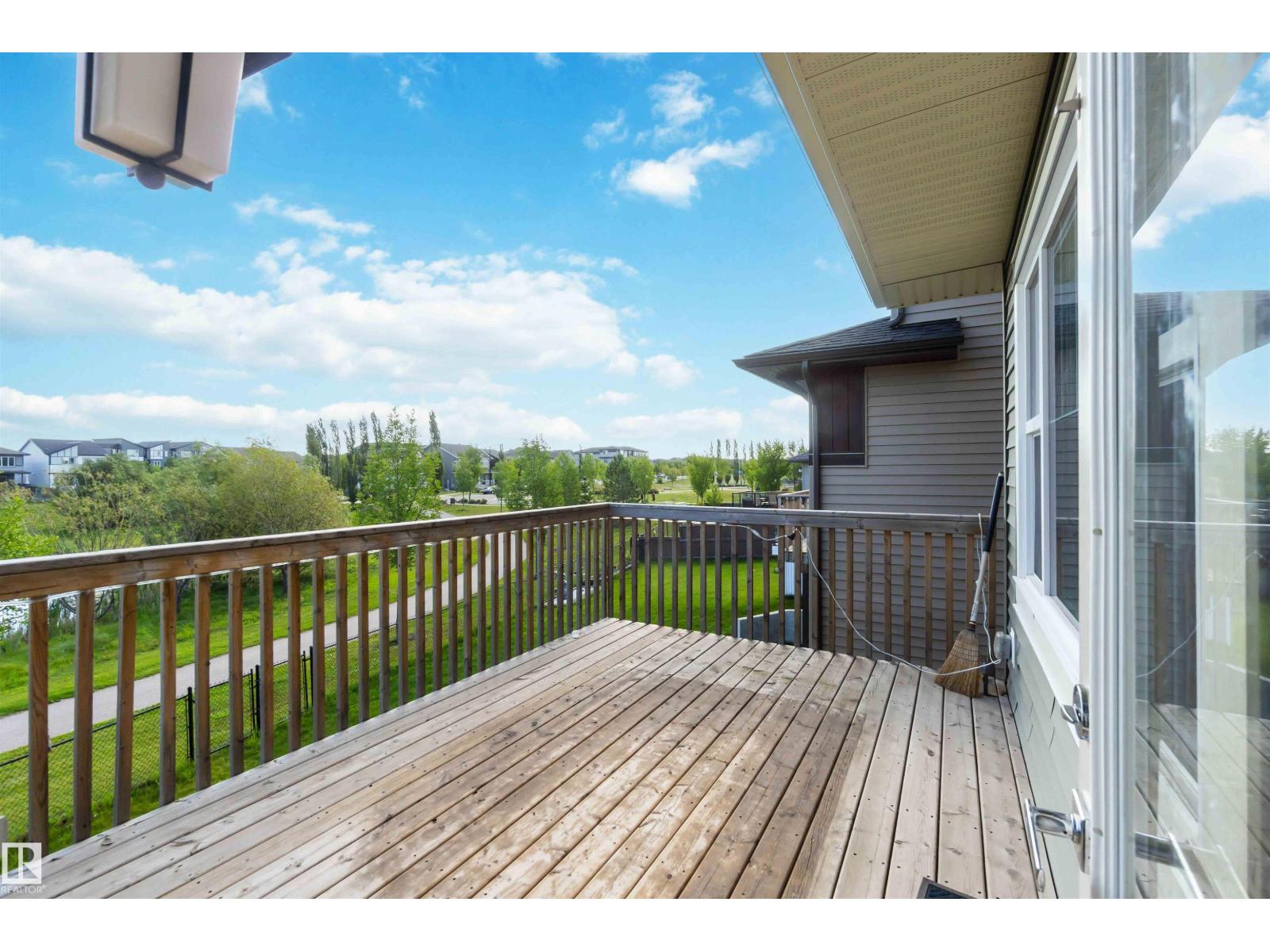 Photo 20 of 3434 Parker Loop Sw, Edmonton AB