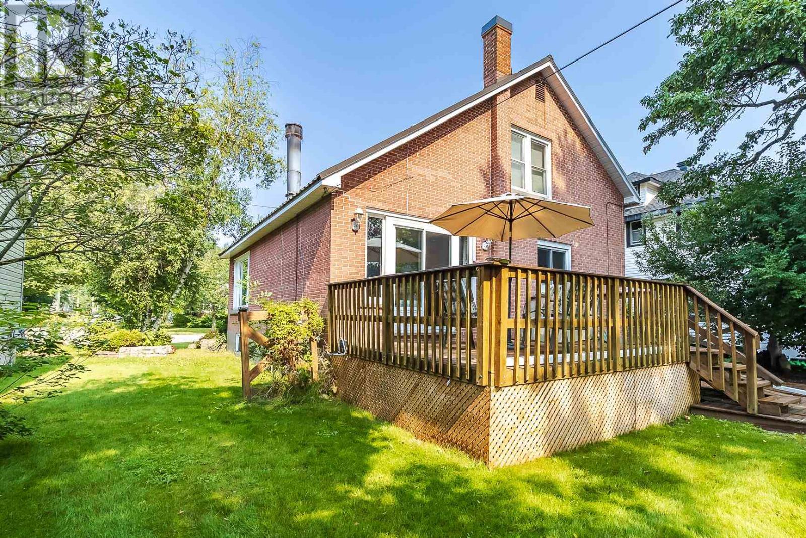 Photo 33 of 174 Mcgregor Ave, Sault Ste Marie ON