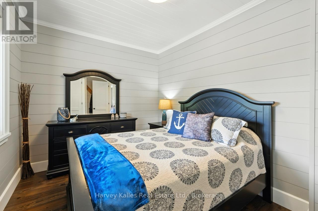 Photo 38 of 2781 Muskoka Road 118 West, Muskoka Lakes ON