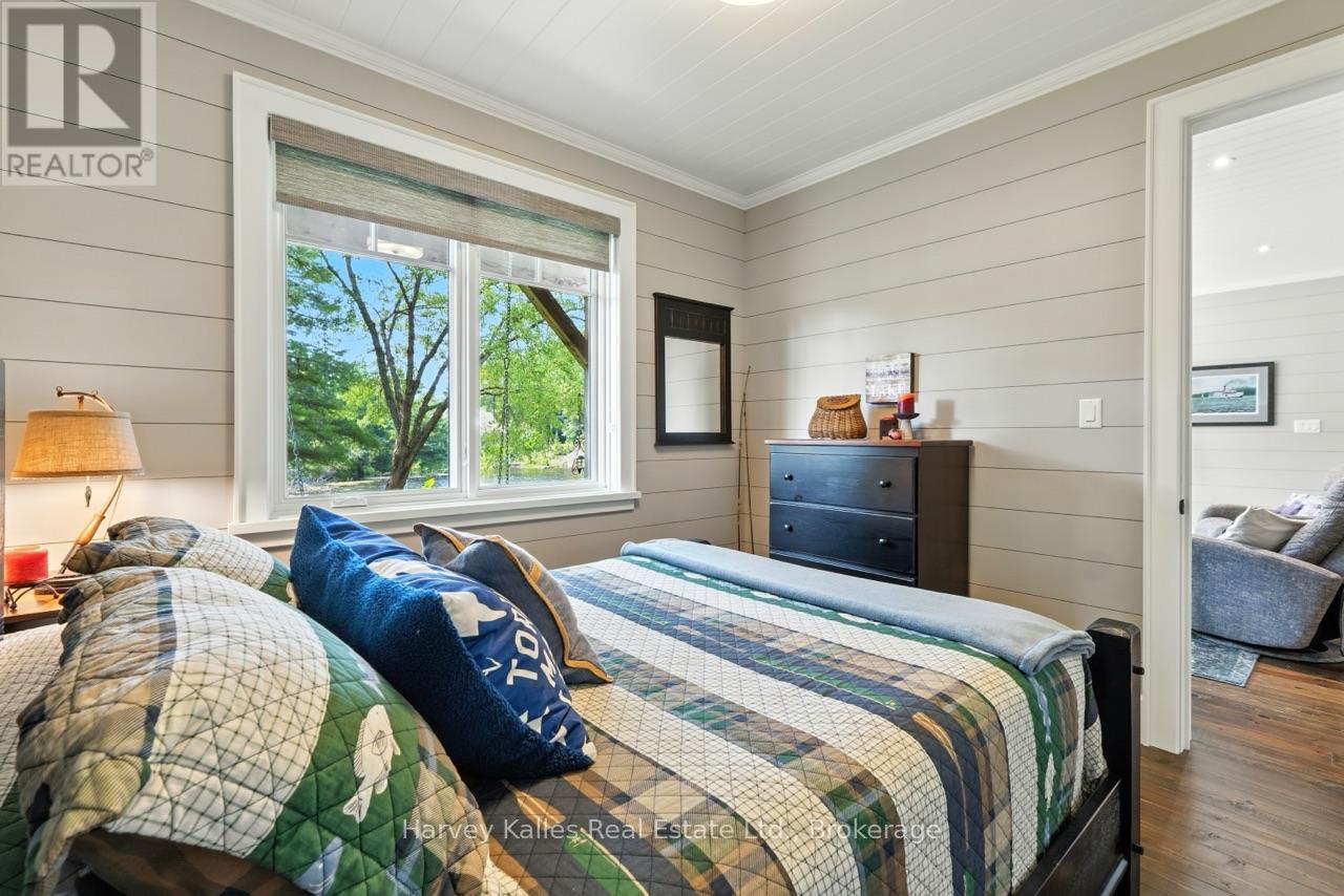 Photo 9 of 2781 Muskoka Road 118 West, Muskoka Lakes ON