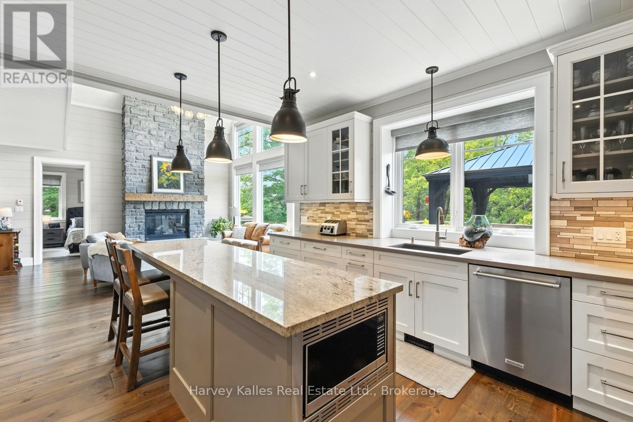 Photo 4 of 2781 Muskoka Road 118 West, Muskoka Lakes ON
