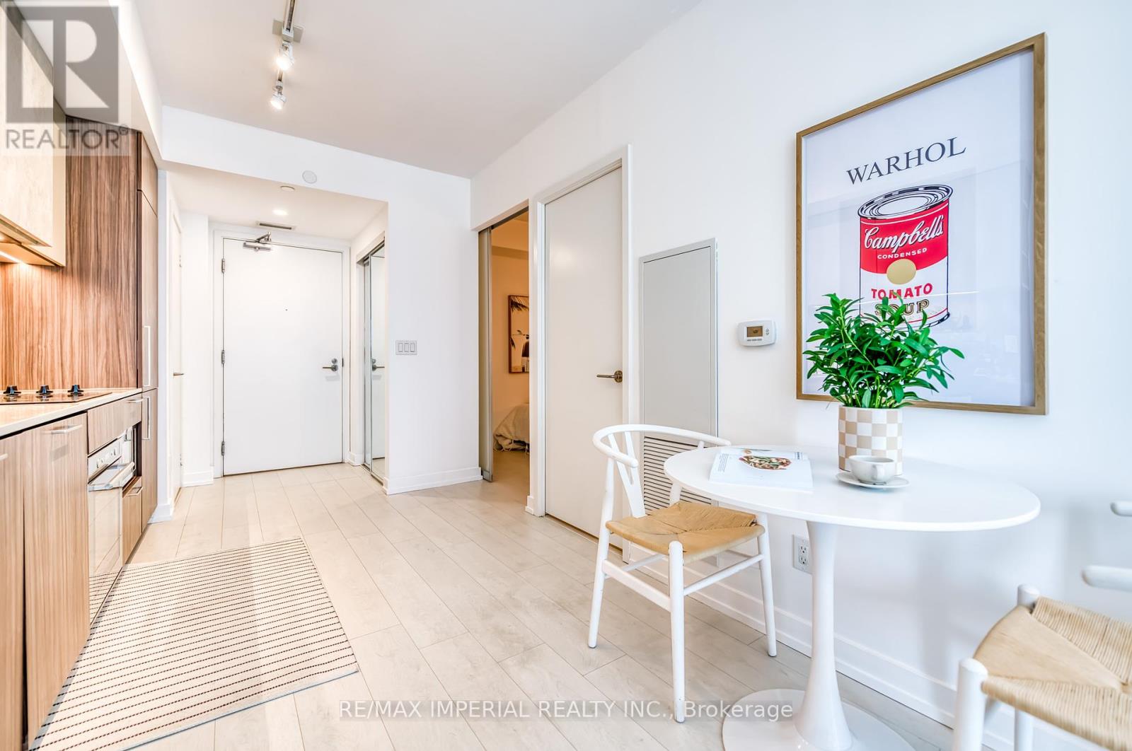 Photo 6 of 3202 19 Western Battery Road, Toronto ON