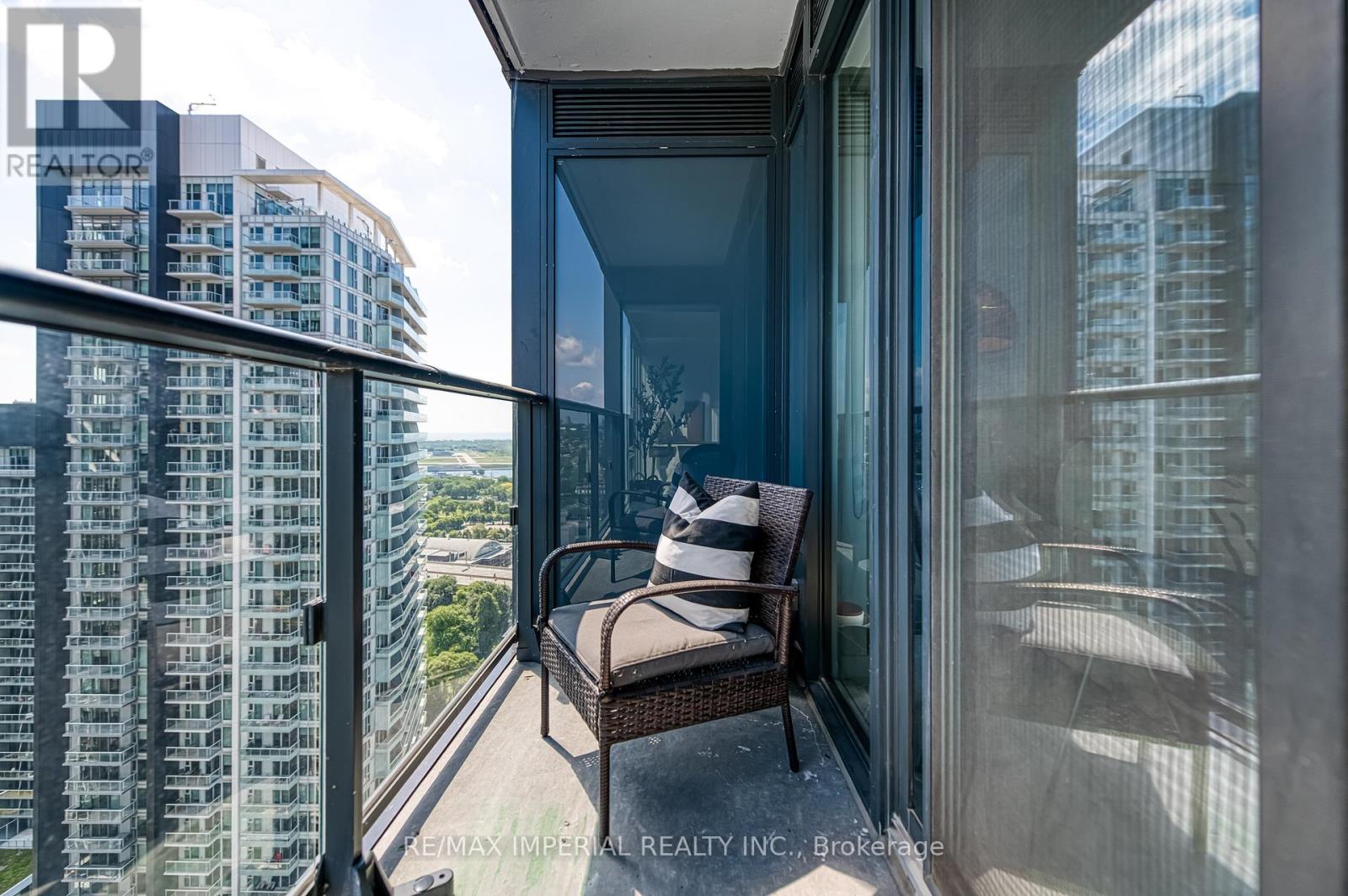 Photo 18 of 3202 19 Western Battery Road, Toronto ON
