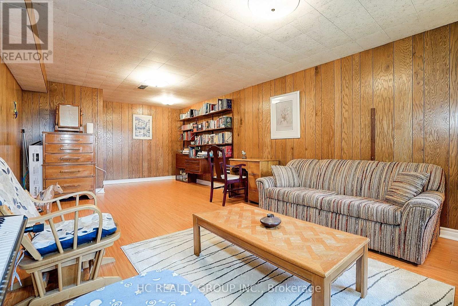 Photo 20 of 72 Woodthorpe Road, Toronto ON
