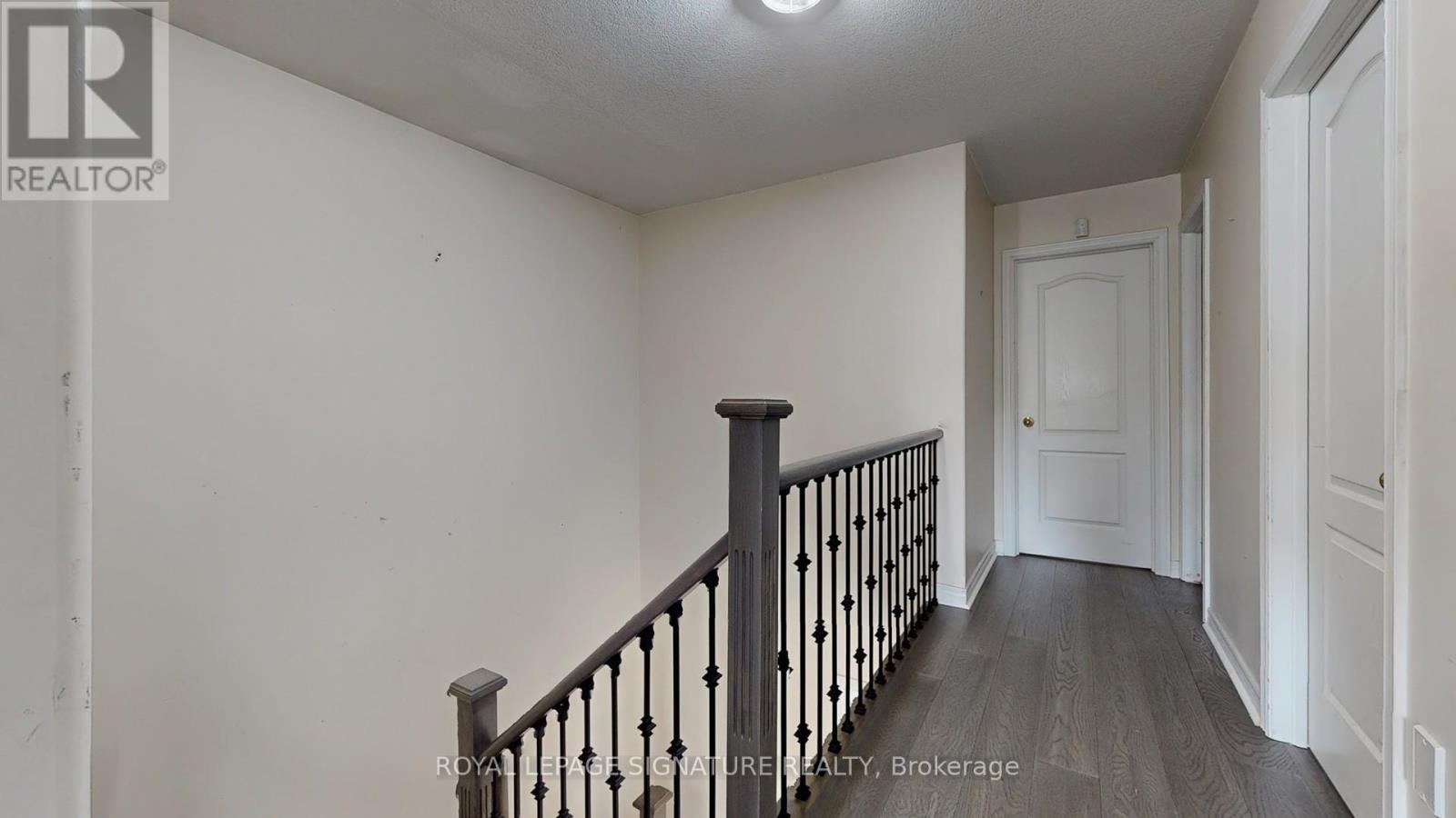 Photo 25 of 61 Buchanan Drive, New Tecumseth ON