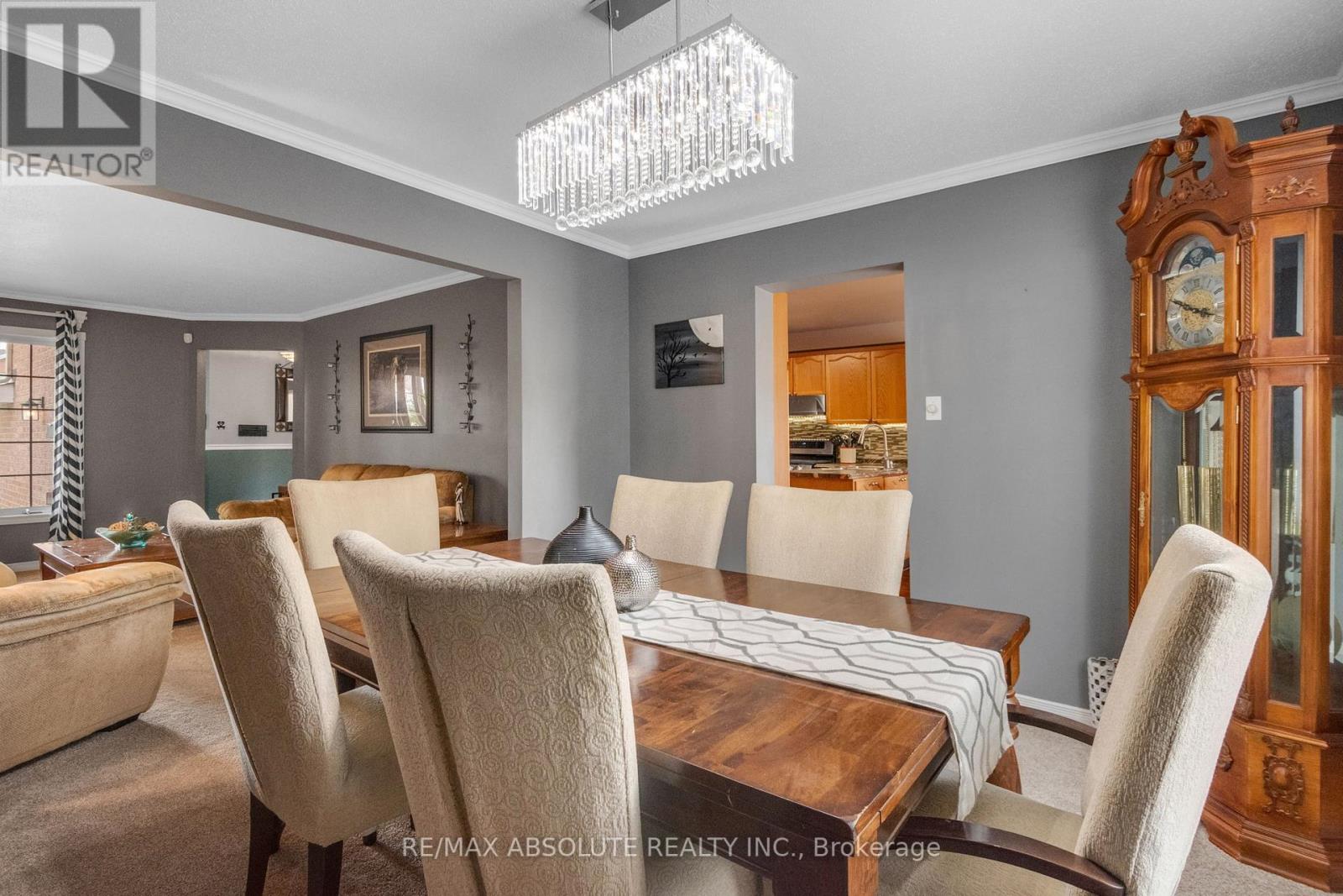 Photo 35 of 171 Springwater Drive, Ottawa ON