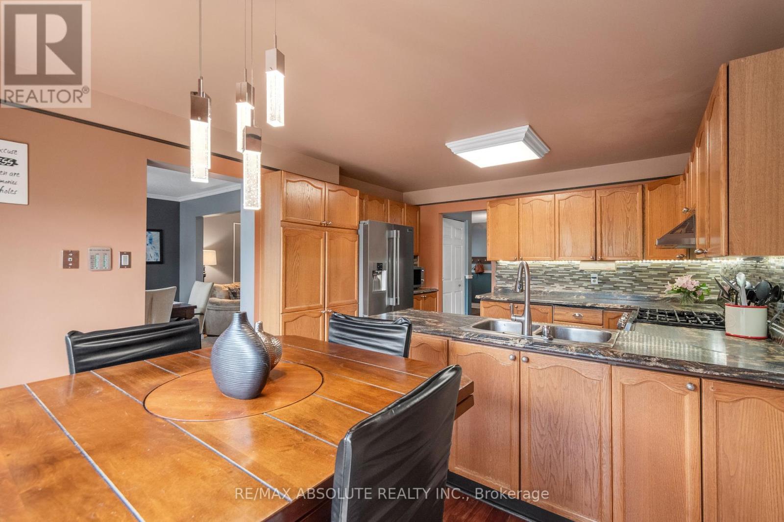 Photo 28 of 171 Springwater Drive, Ottawa ON