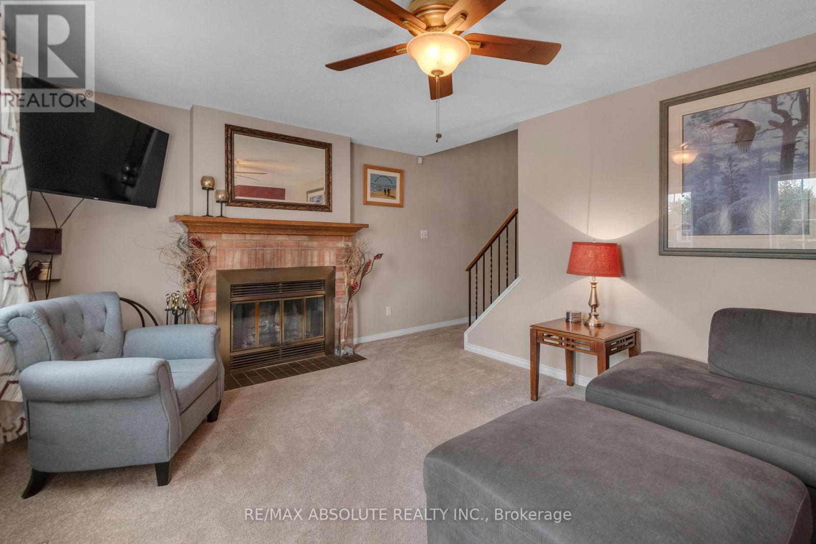 Photo 31 of 171 Springwater Drive, Ottawa ON