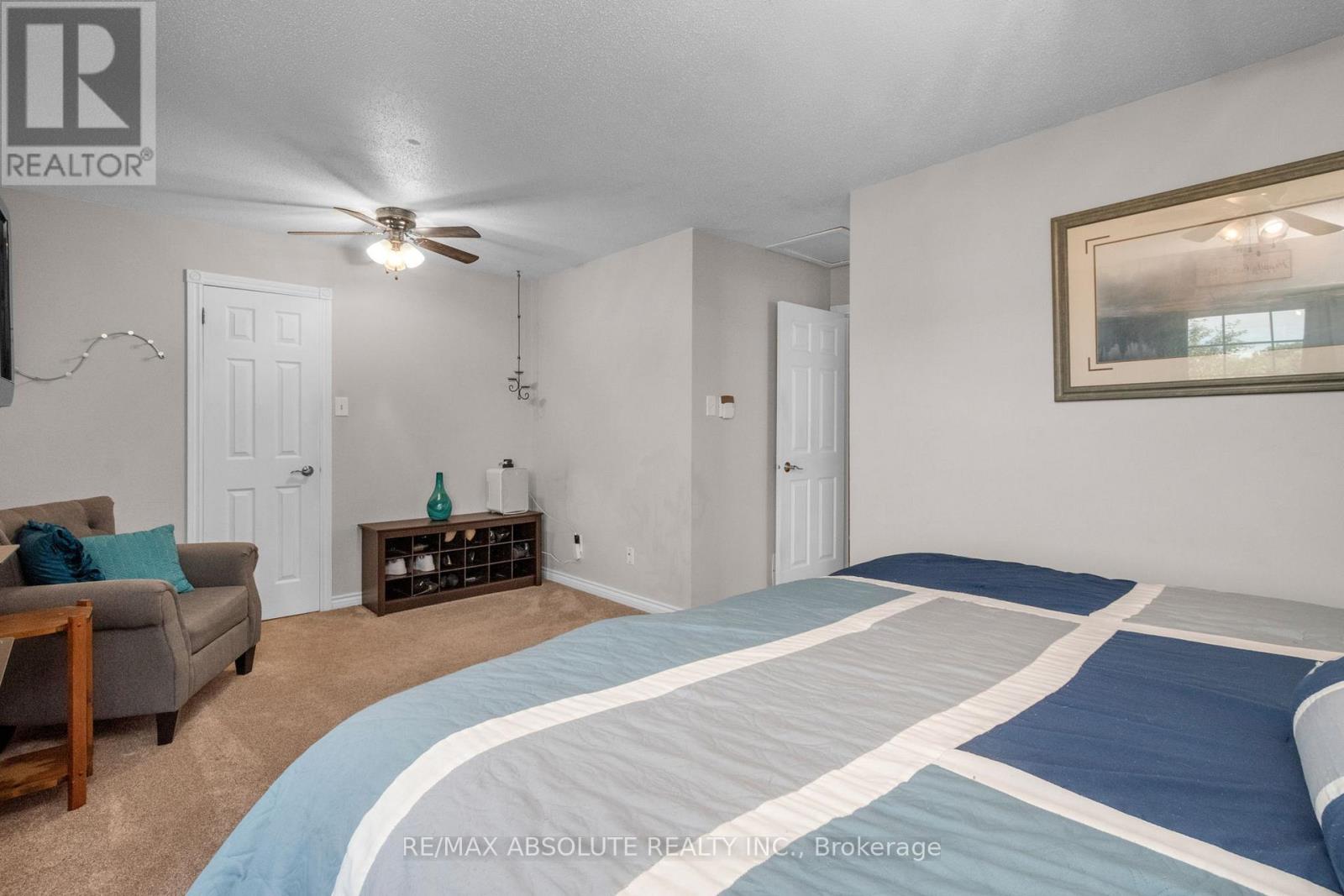 Photo 37 of 171 Springwater Drive, Ottawa ON