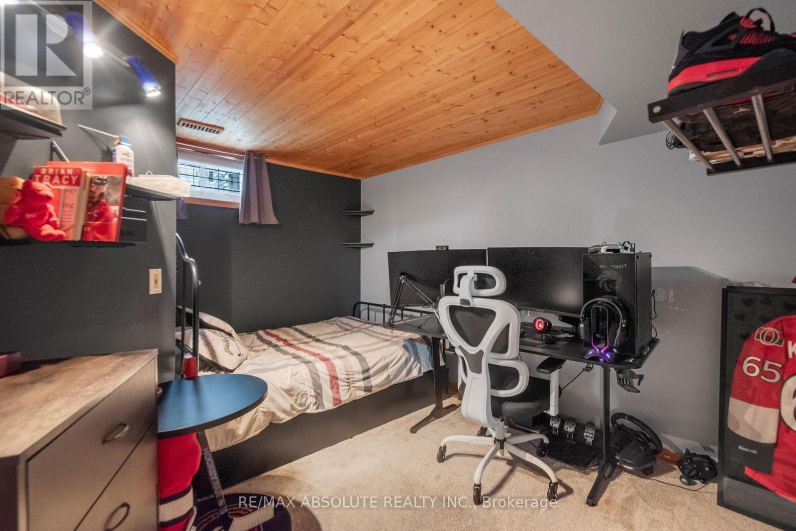 Photo 33 of 171 Springwater Drive, Ottawa ON