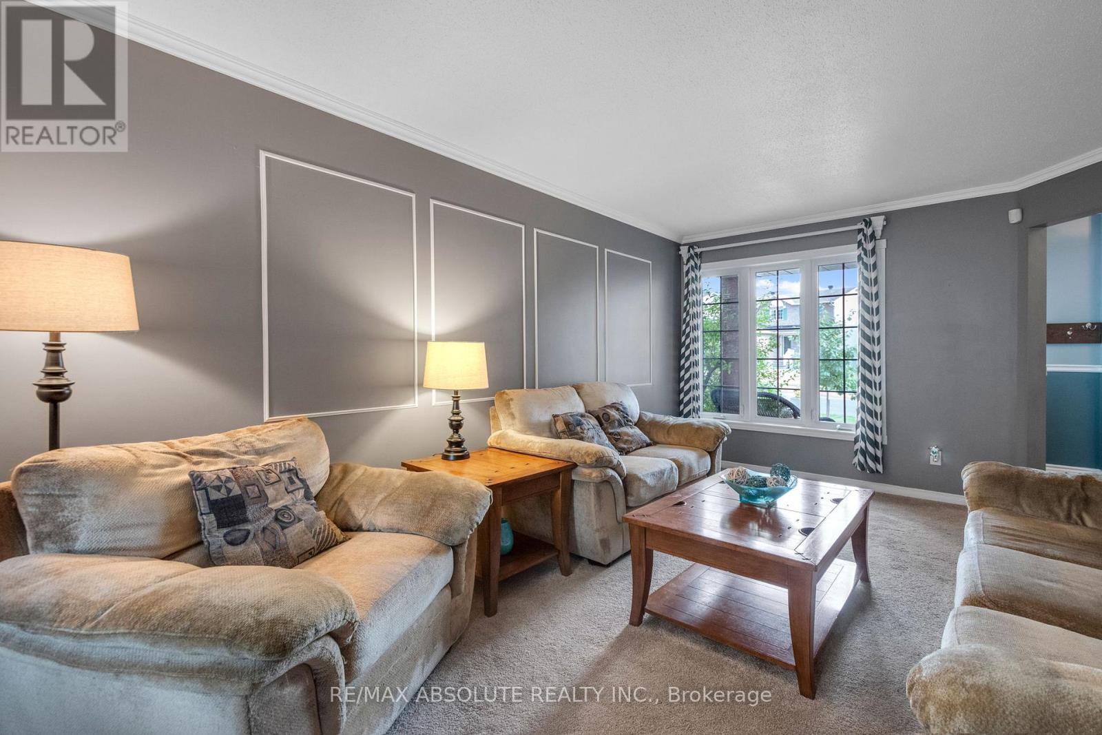 Photo 12 of 171 Springwater Drive, Ottawa ON
