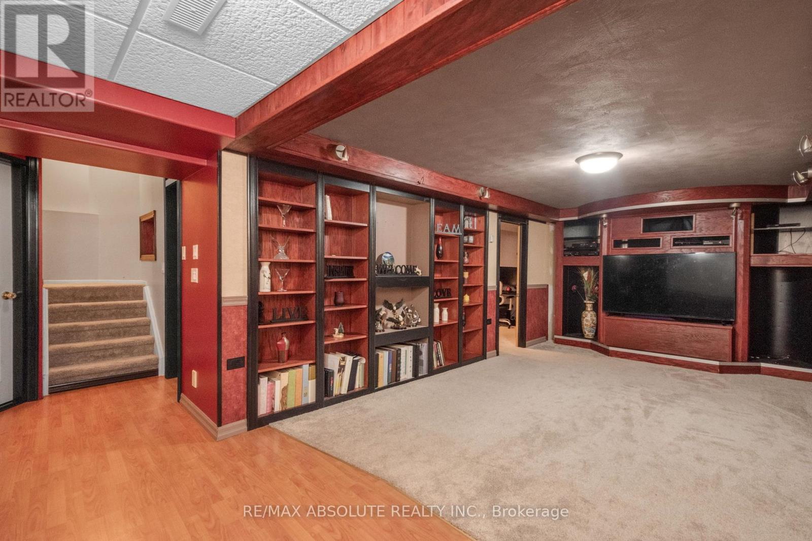 Photo 7 of 171 Springwater Drive, Ottawa ON