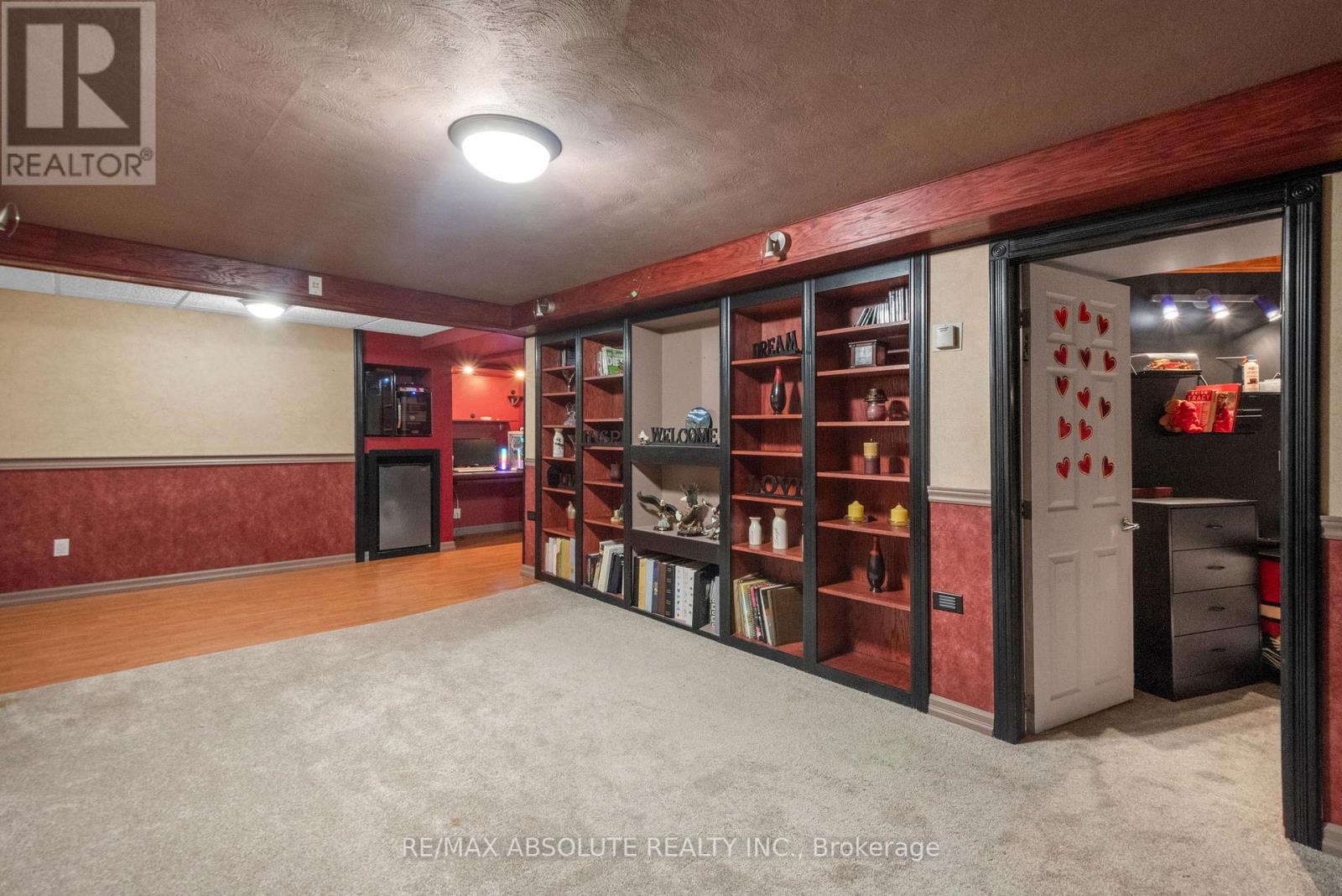 Photo 41 of 171 Springwater Drive, Ottawa ON