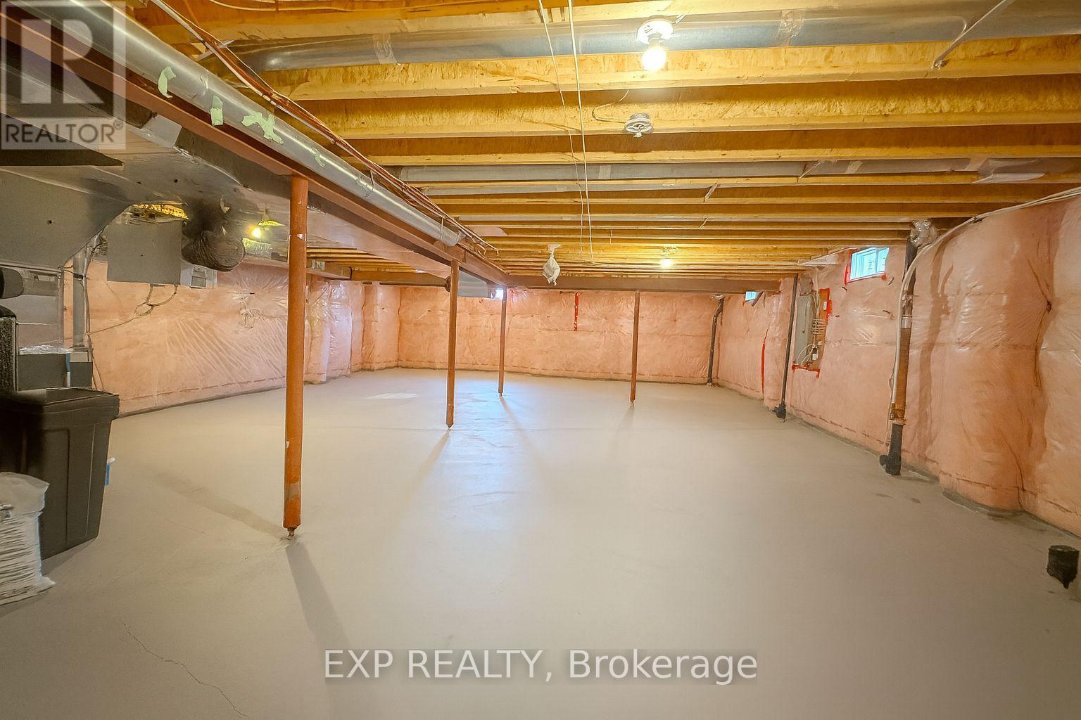 Photo 4 of 278 The Bridle Walk, Markham ON