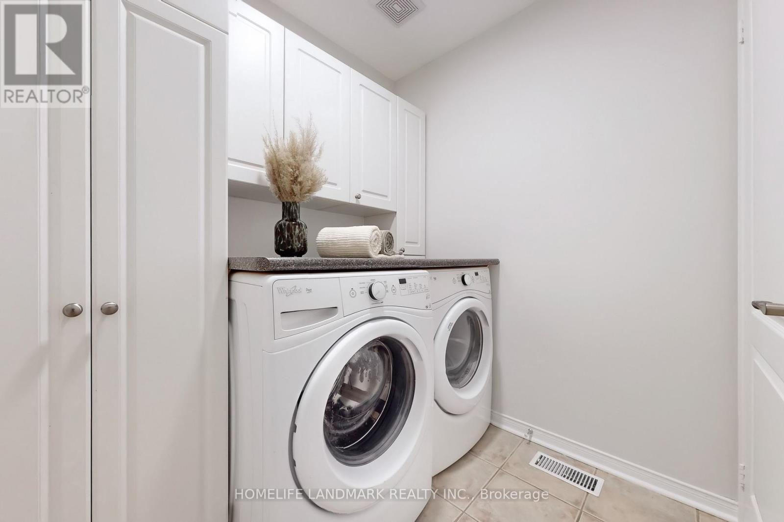 Photo 7 of 2151 Orchard Road, Burlington ON
