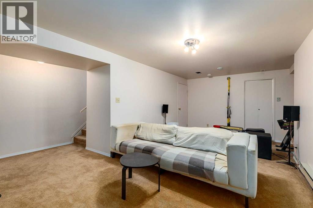 Single Family House for Sale in   Bracewood Drive SW Braeside Calgary 