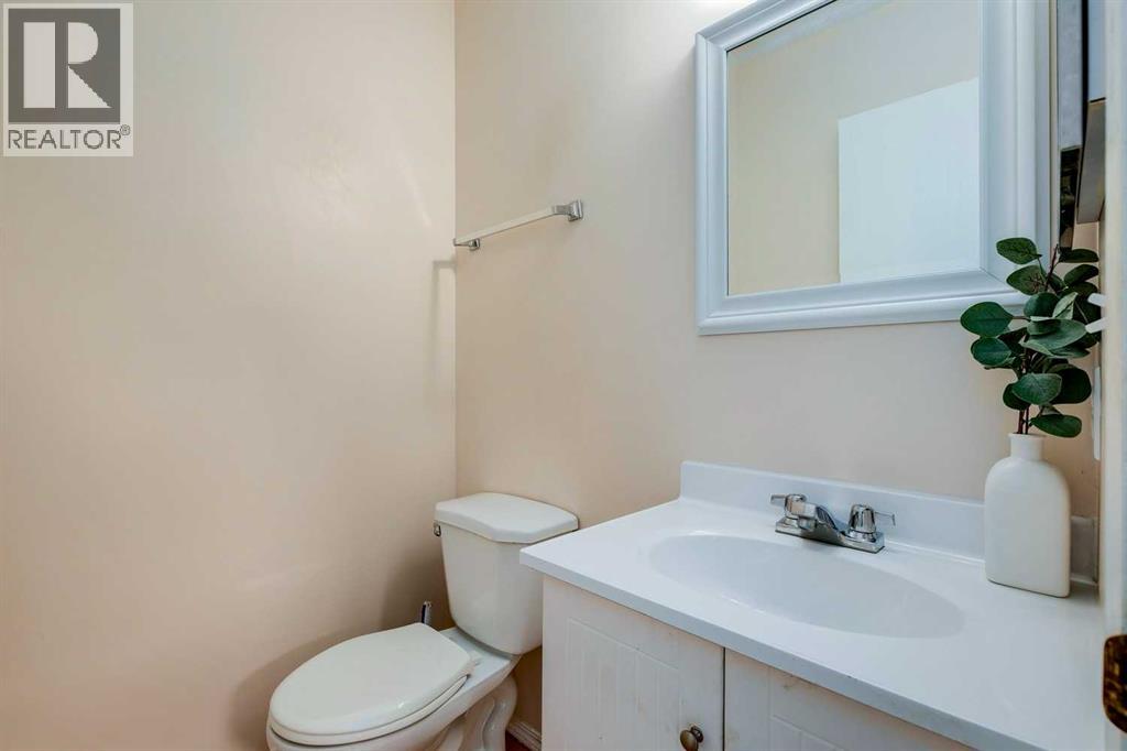 Single Family House for Sale in   Bracewood Drive SW Braeside Calgary 
