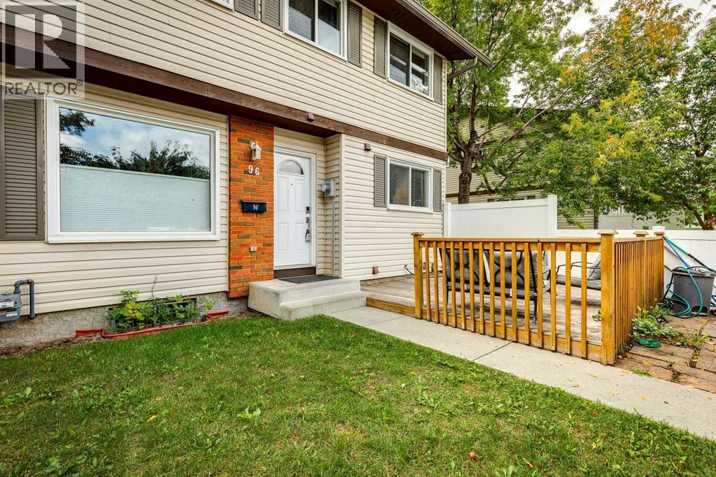 Single Family House for Sale in   Bracewood Drive SW Braeside Calgary 