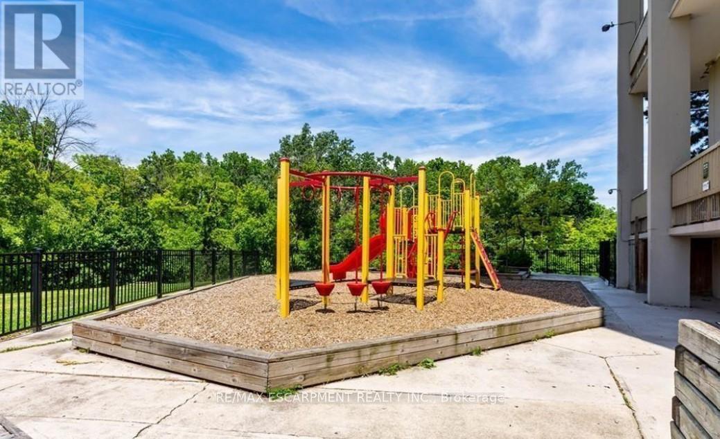 Photo 20 of 315 350 Quigley Road, Hamilton ON