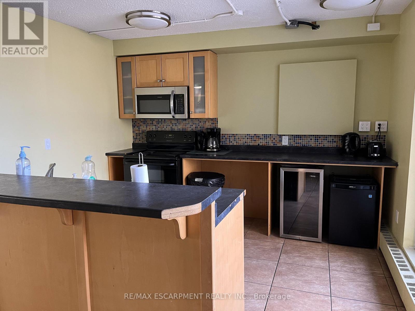 Photo 21 of 315 350 Quigley Road, Hamilton ON
