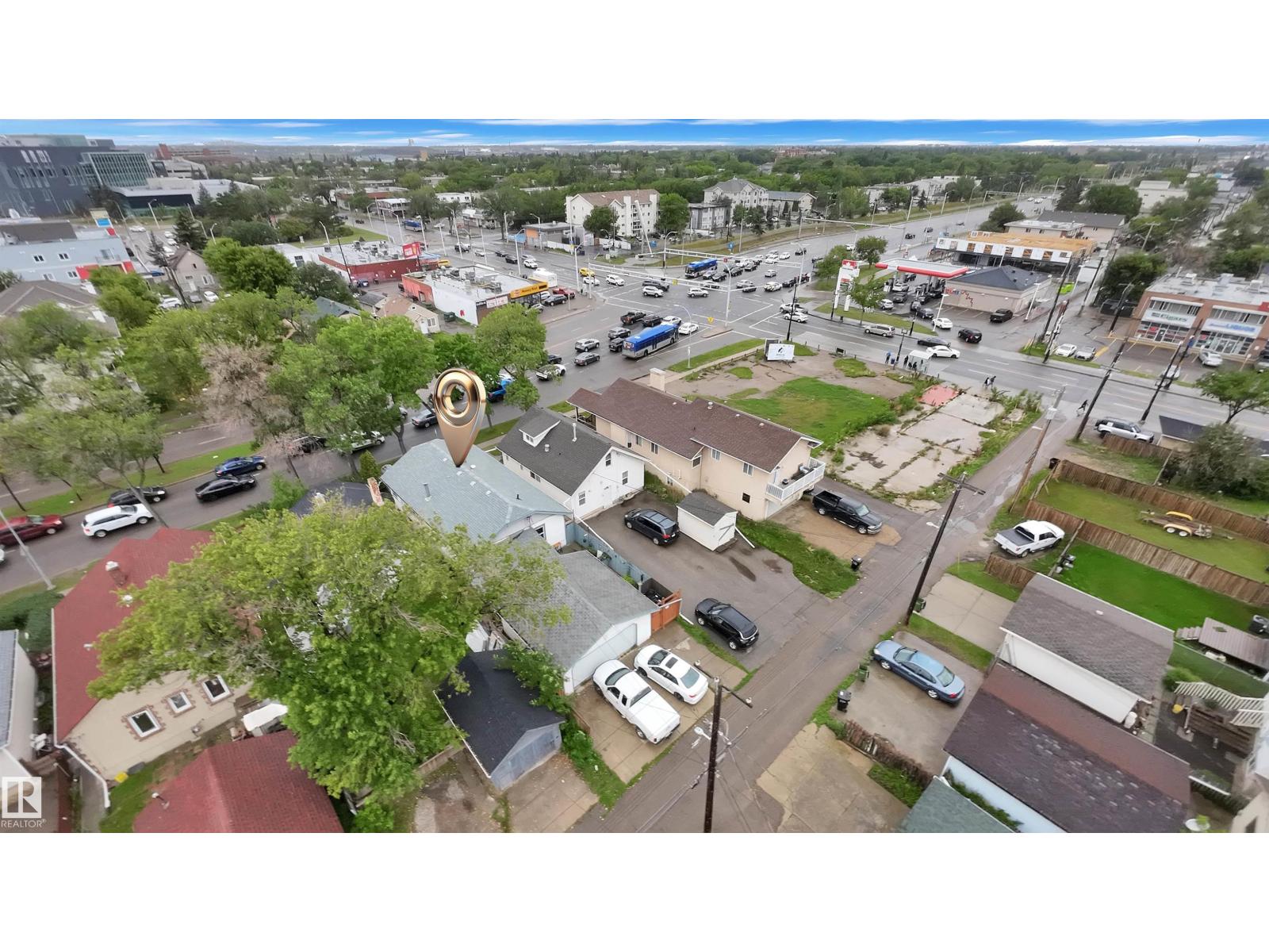 Photo 42 of 11725 97 St Nw, Edmonton AB