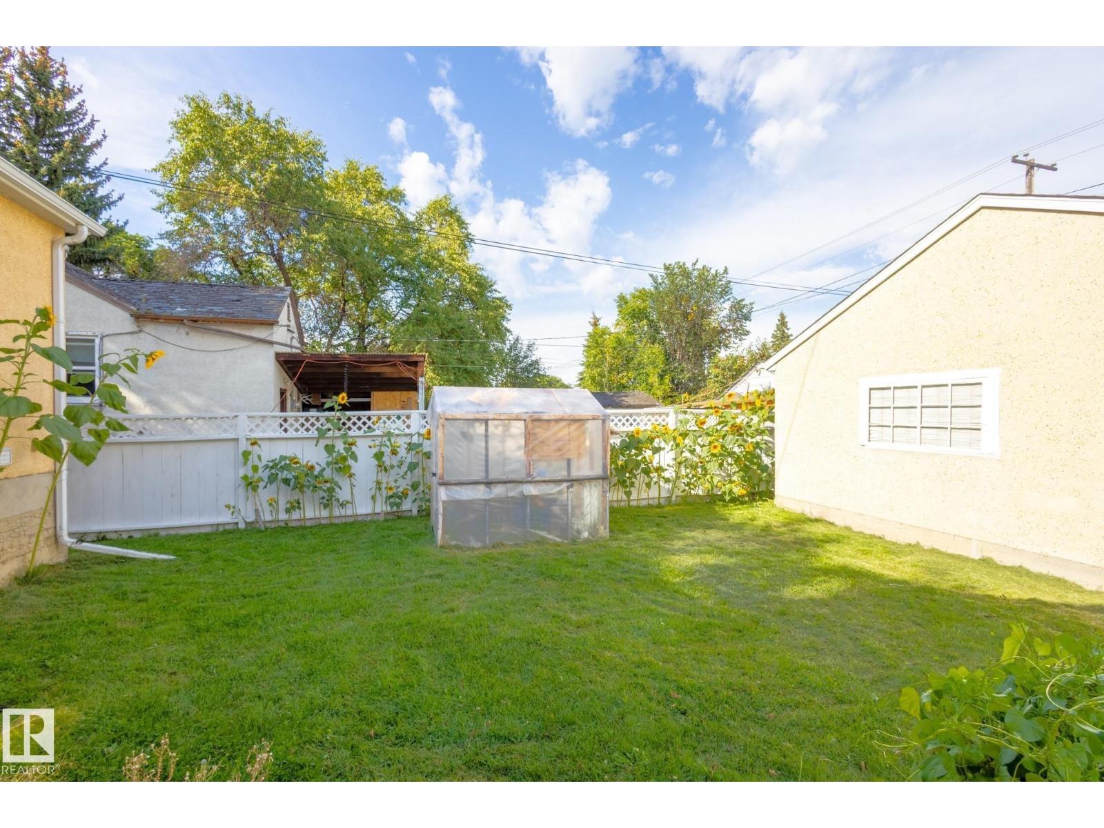 Photo 56 of 12021 67 St Nw, Edmonton AB