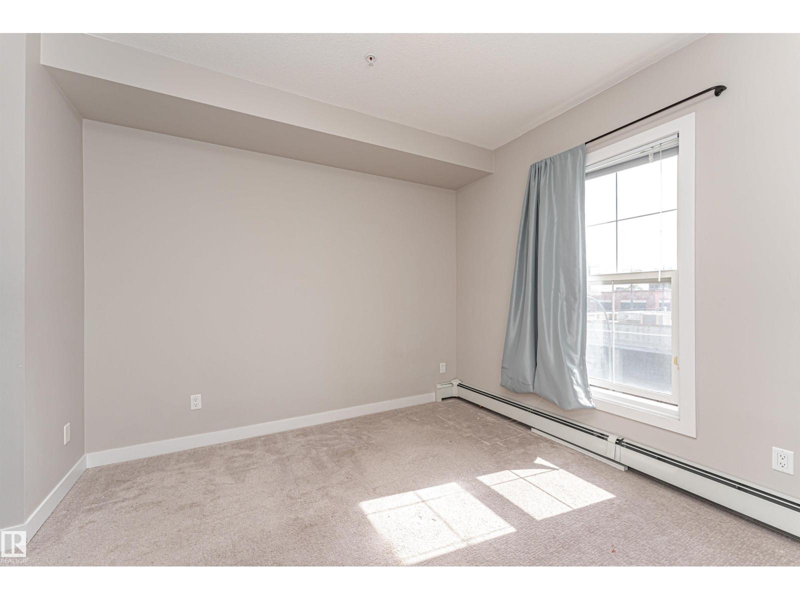 Photo 2 of 313 10418 81 Av Nw, Edmonton AB
